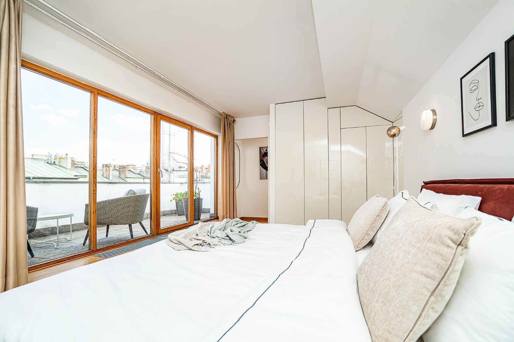 Lavish And Chic Duplex For Families And Couples Appartamento *