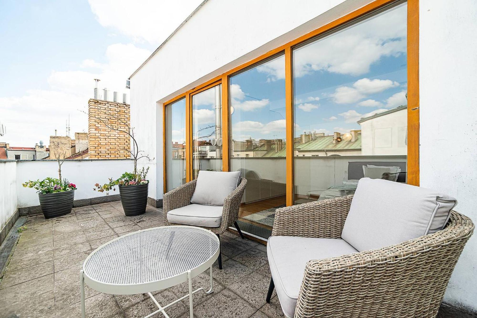 Lavish And Chic Duplex For Families And Couples Appartamento *